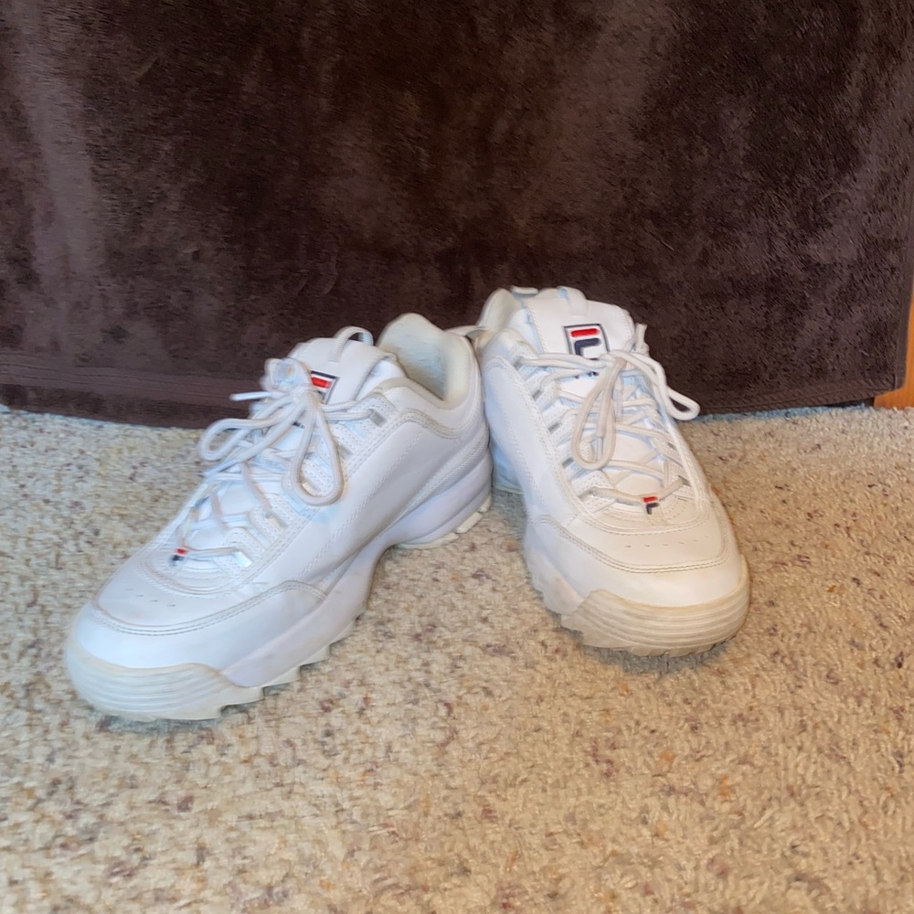 Fila size 10.5 disrupter tennis shoe